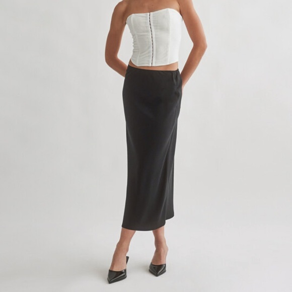 MINDYOURSTYLE black midi skirt - Picture 2 of 4